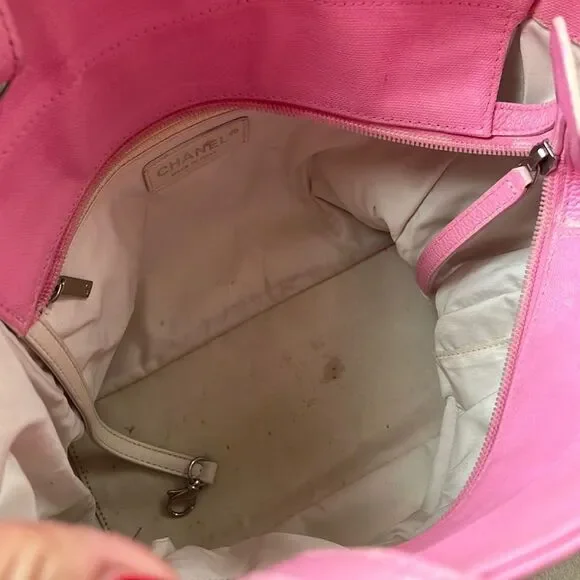 Authentic  *Chanel* COQUETTE-GIRL Barbie-Pink Sm Paris Biarritz Tote READ - Picture 8 of 16